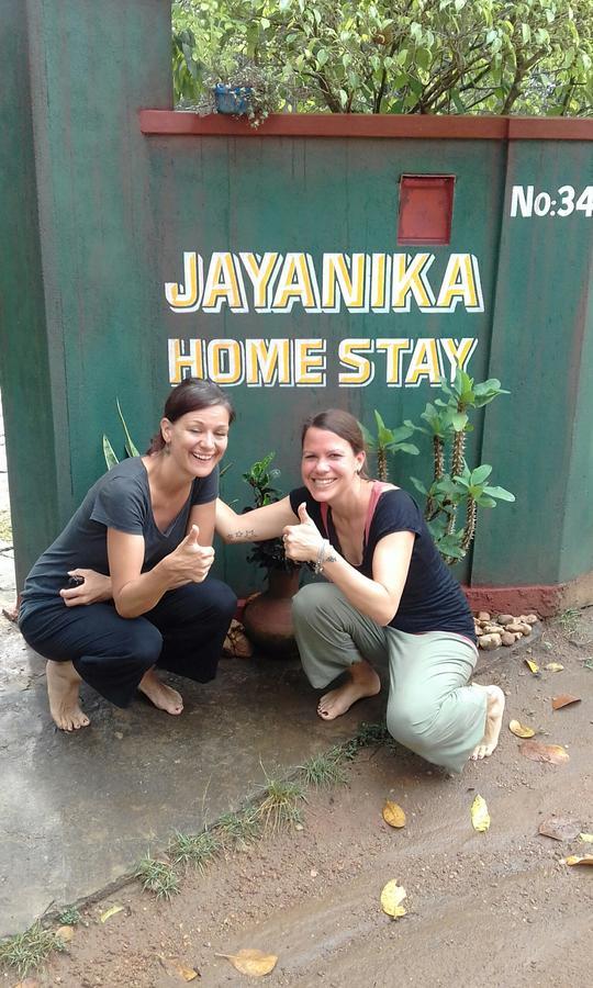 Jayanika home stay Tangalle Bagian luar foto