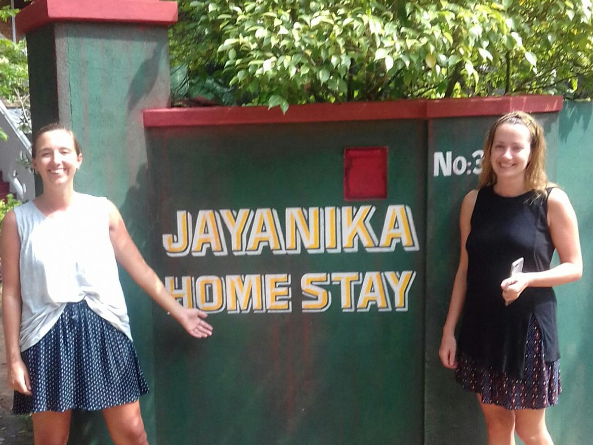 Jayanika home stay Tangalle Bagian luar foto